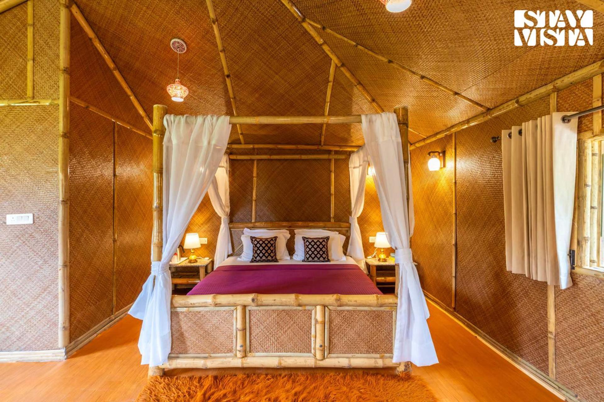 Stayvista At Maple Farms With Pool, Bbq & Bonfire Sohna Eksteriør billede