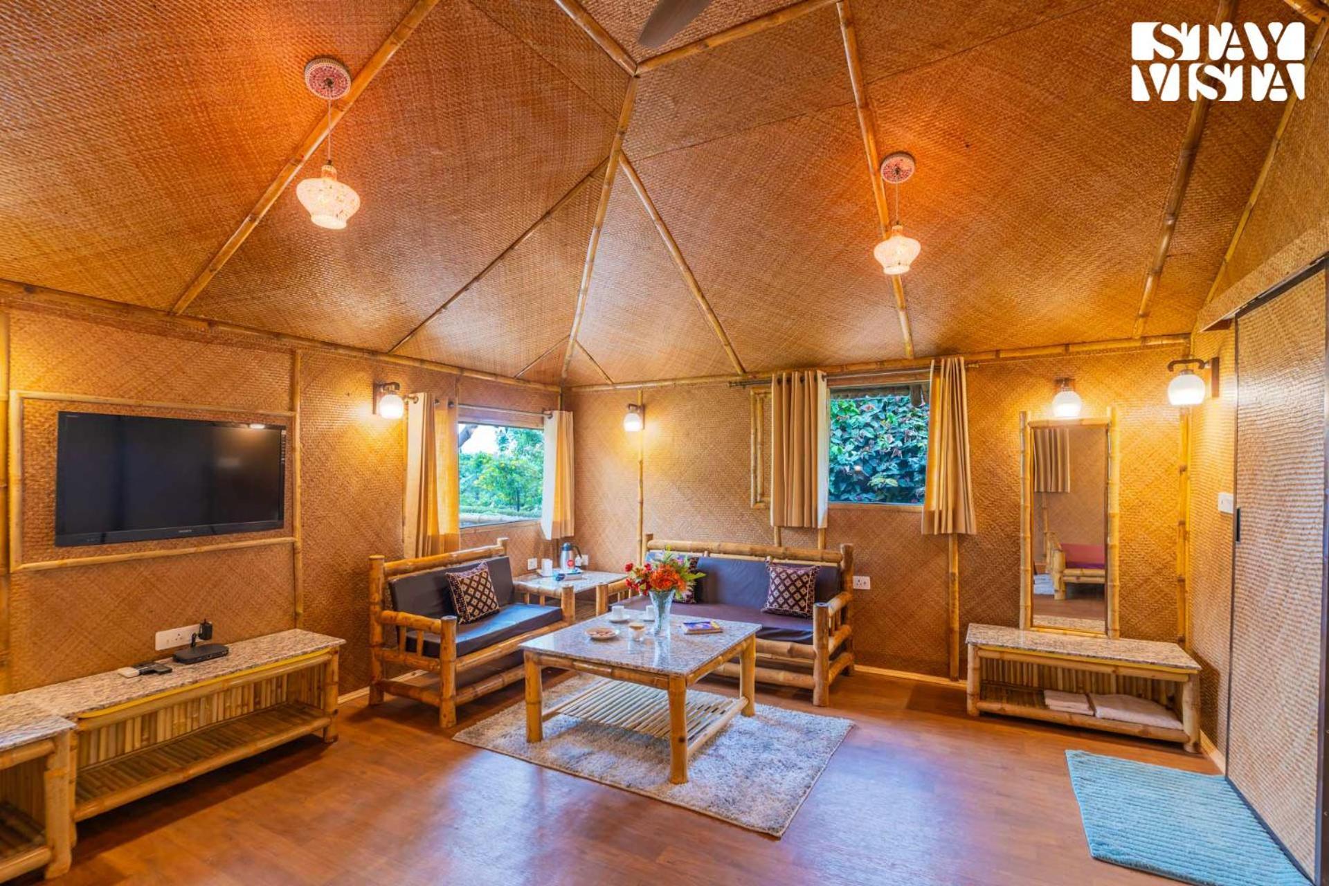 Stayvista At Maple Farms With Pool, Bbq & Bonfire Sohna Eksteriør billede