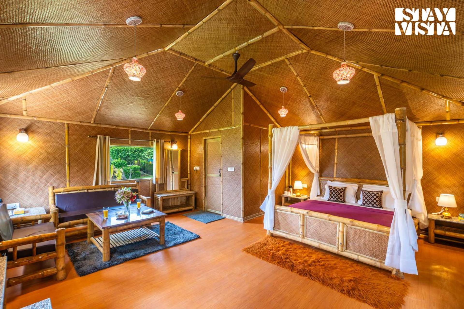 Stayvista At Maple Farms With Pool, Bbq & Bonfire Sohna Eksteriør billede