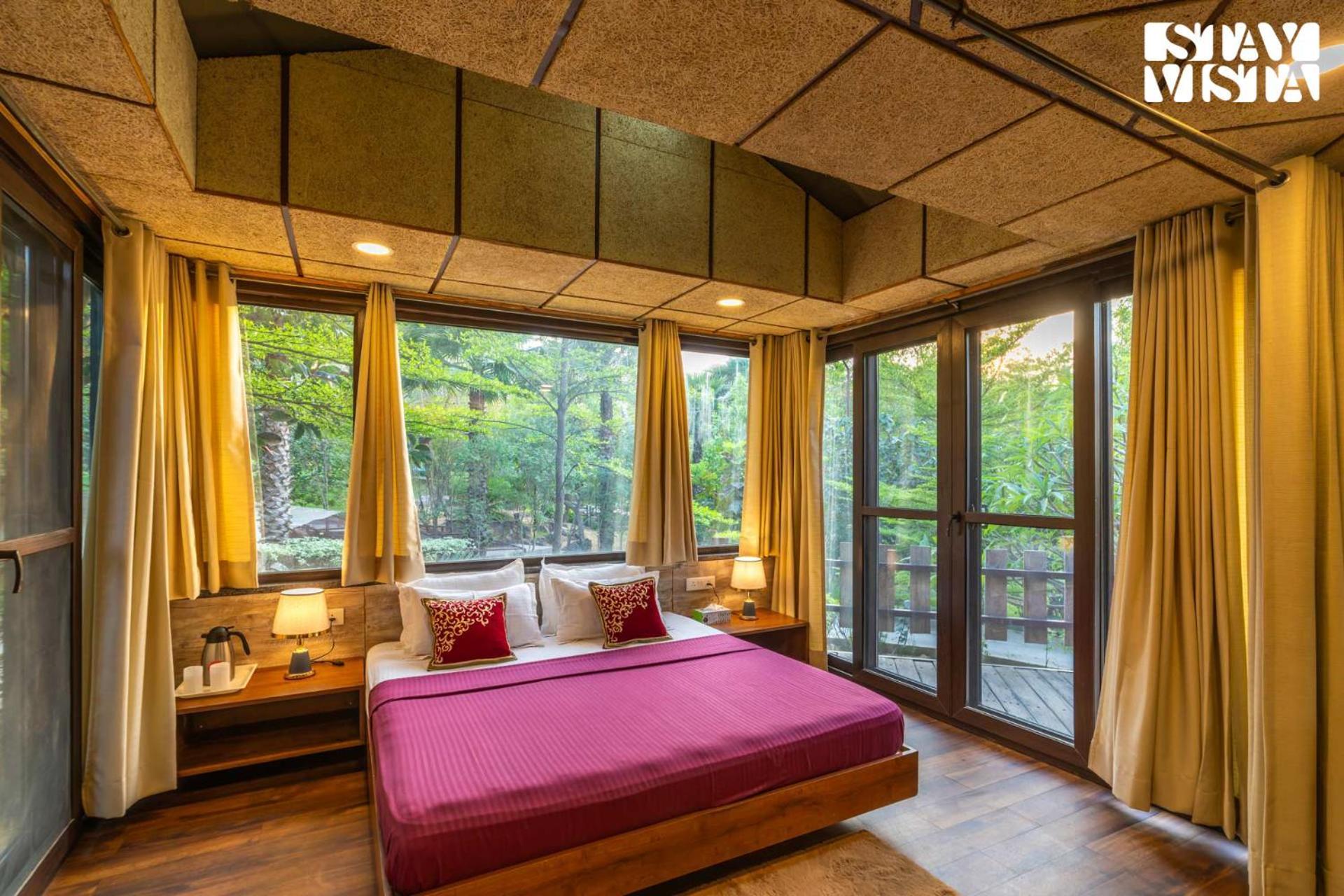 Stayvista At Maple Farms With Pool, Bbq & Bonfire Sohna Eksteriør billede
